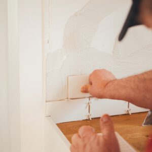 Poziomowanie płytek z narzędziami drukowanymi 3D